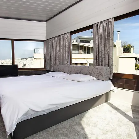 Exclusive Spacious With Expansive Views - St8 Athene